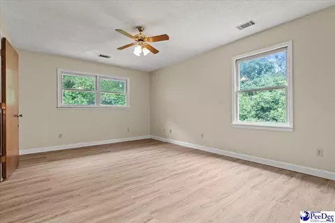 Bedroom - 1403 Pheasant Rd, Effingham, SC 29541 photo 7 of 7