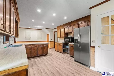 Kitchen - 1403 Pheasant Rd, Effingham, SC 29541 photo 2 of 3