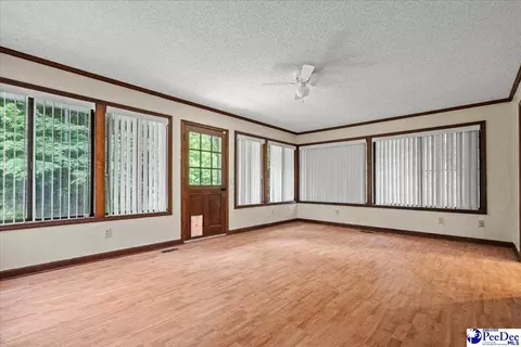 Living - 1403 Pheasant Rd, Effingham, SC 29541 photo 5 of 5