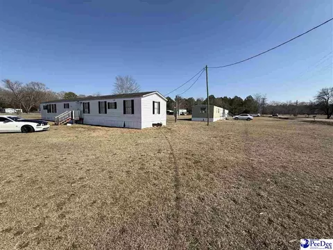 1714 Candy Ln, Darlington, SC 29532