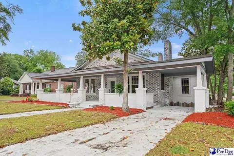 321 N Park St, Mullins, SC 29574