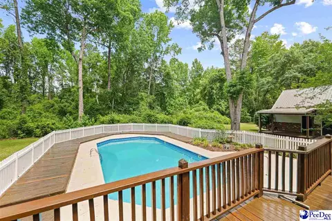 Exterior - 808 Wedgefield Rd, Florence, SC 29501 photo 3 of 12