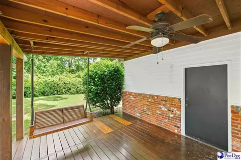 Exterior - 808 Wedgefield Rd, Florence, SC 29501 photo 7 of 12