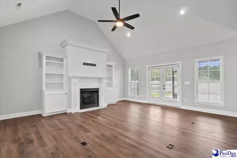 4005 W Eagle St, Florence, SC 29501 photo 4