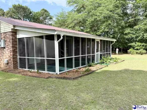 Exterior - 2134 Arrie Rd, Dillon, SC 29536 photo 15 of 18