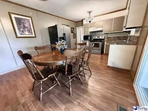 Dining - 2134 Arrie Rd, Dillon, SC 29536 photo 1 of 3