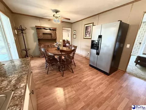 Dining - 2134 Arrie Rd, Dillon, SC 29536 photo 2 of 3