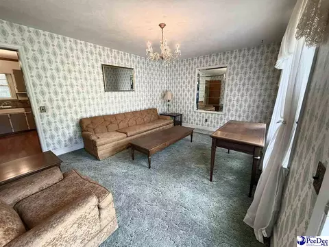 Living - 2134 Arrie Rd, Dillon, SC 29536 photo 1 of 2