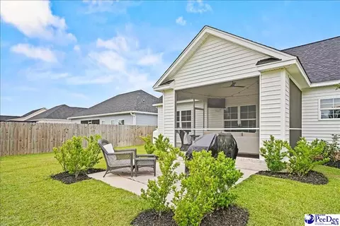 Exterior - 2942 Suzanne Dr, Florence, SC 29501 photo 7 of 10
