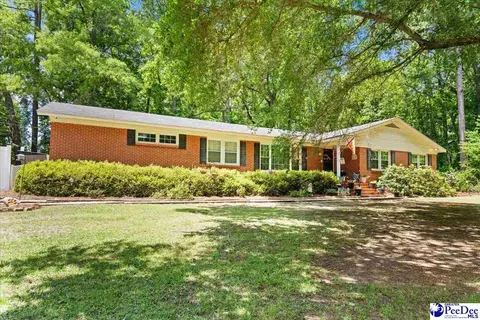 302 Wakefield Dr, Hartsville, SC 29550
