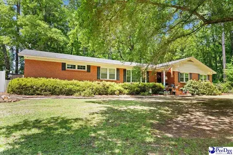 302 Wakefield Dr, Hartsville, SC 29550