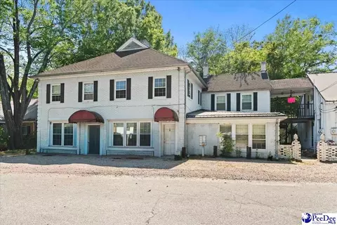 99 Huger St, Cheraw, SC 29520