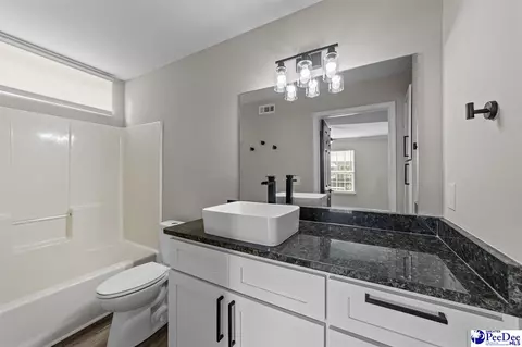 Bath - 531 Third Loop Rd UNIT A, Florence, SC 29505 photo 2 of 2