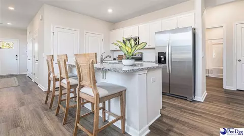Kitchen - 1904 E Paces Trl, Darlington, SC 29532 photo 4 of 4