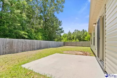Exterior - 2102 Chatfield Dr, Florence, SC 29505 photo 3 of 7
