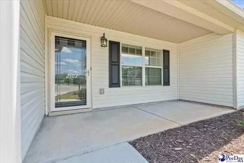 Exterior - 2102 Chatfield Dr, Florence, SC 29505 photo 2 of 7