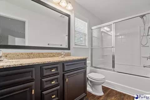 Bath - 2102 Chatfield Dr, Florence, SC 29505 photo 4 of 5