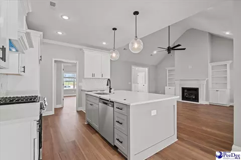 4058 Crest Cv, Florence, SC 29501 photo 9