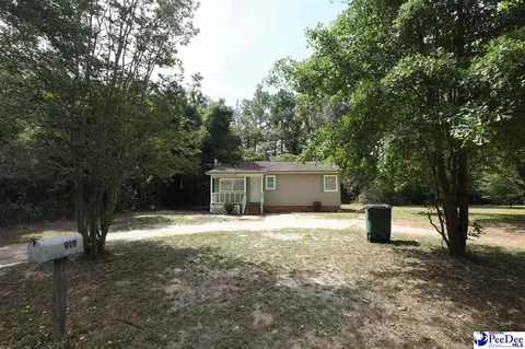 919 Gibson St, Hartsville, SC 29550