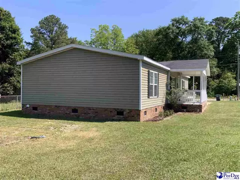 Exterior - 202 Walters St, Mccoll, SC 29570 photo 3 of 4