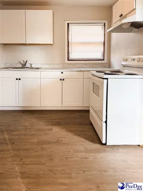 Kitchen - 3204 Stackhouse Rd, Latta, SC 29565 photo 1 of 1