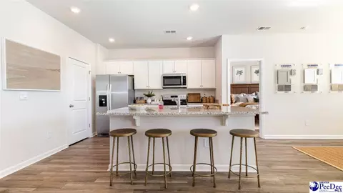 Kitchen - 1941 E Paces Trl, Darlington, SC 29532 photo 3 of 3