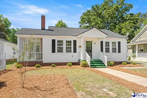 215 W Bond St, Marion, SC 29571
