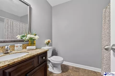 Bath - 2114 Chatfield Dr, Florence, SC 29505 photo 2 of 3