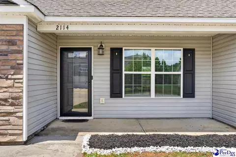 Exterior - 2114 Chatfield Dr, Florence, SC 29505 photo 4 of 10