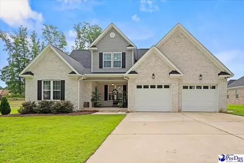 3150 Woodside Dr, Effingham, SC 29541
