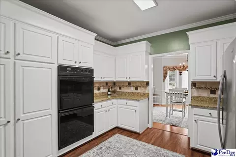 Kitchen - 3221 W Hampton Pointe Dr, Florence, SC 29501 photo 4 of 5