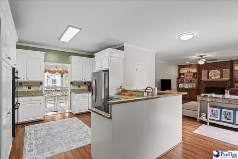 Kitchen - 3221 W Hampton Pointe Dr, Florence, SC 29501 photo 5 of 5