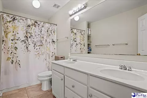 Bath - 3221 W Hampton Pointe Dr, Florence, SC 29501 photo 6 of 7