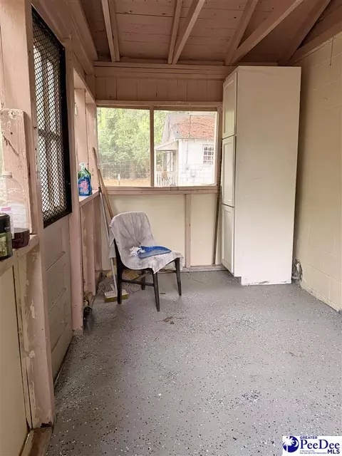 Exterior - 701 S 5th Ave, Dillon, SC 29536 photo 3 of 3
