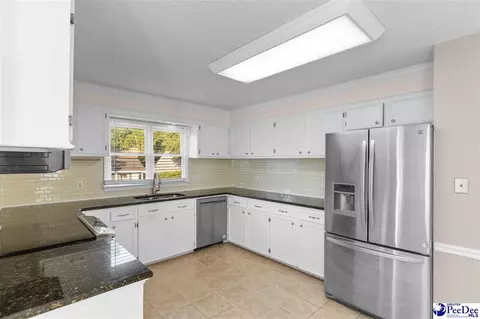 Kitchen - 835 Canvas Back, Florence, SC 29505 photo 1 of 5