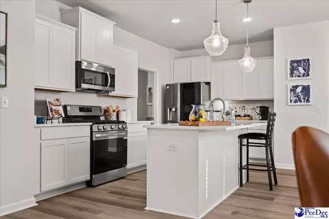 Kitchen - 1185 Summer Duck Loop, Florence, SC 29501 photo 8 of 8