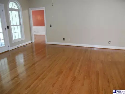 Living - 2811 Founder, Florence, SC 29501 photo 4 of 4