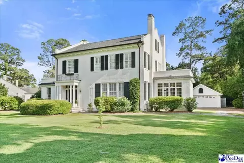 135 N Ervin St, Darlington, SC 29532