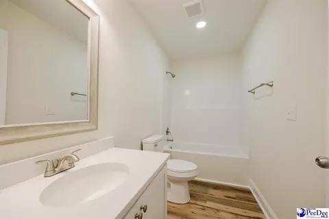 Bath - 3723 Cantle St, Florence, SC 29505 photo 3 of 3
