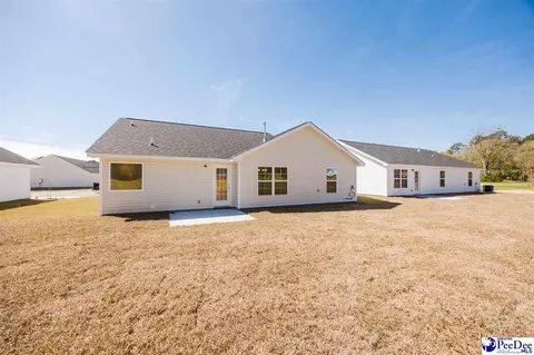 Exterior - 3723 Cantle St, Florence, SC 29505 photo 5 of 7