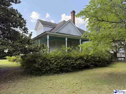 Exterior - 1101 E Main St, Dillon, SC 29536 photo 1 of 5