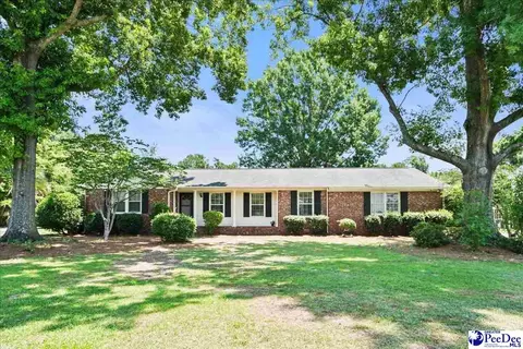 864 Thunderbird Dr, Florence, SC 29501