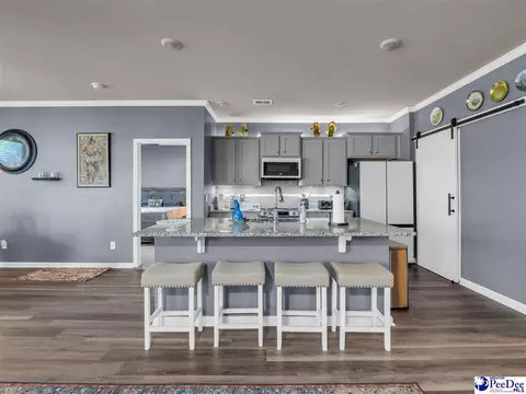 Kitchen - 2066 E Paces Trl, Darlington, SC 29532 photo 3 of 10