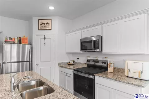Kitchen - 620 Muster Field Ct, Conway, SC 29526 photo 5 of 6
