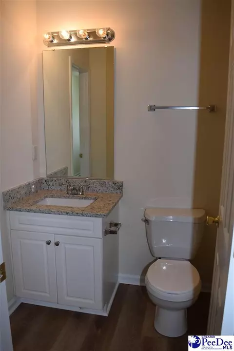 Bath - 3115 Combray Cir, Florence, SC 29501 photo 5 of 7