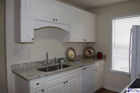 Kitchen - 3115 Combray Cir, Florence, SC 29501 photo 6 of 11