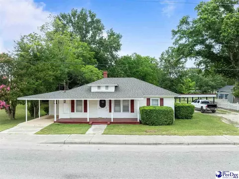 151 E Pine Ave, Mcbee, SC 29101
