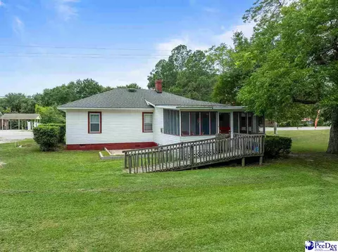 Exterior - 151 E Pine Ave, Mcbee, SC 29101 photo 6 of 12