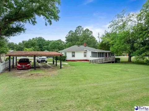 Exterior - 151 E Pine Ave, Mcbee, SC 29101 photo 5 of 12