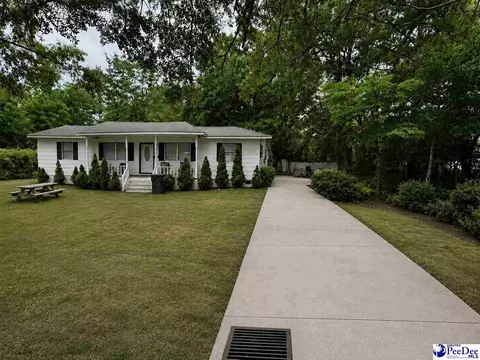 700 S 3rd Ave, Dillon, SC 29536